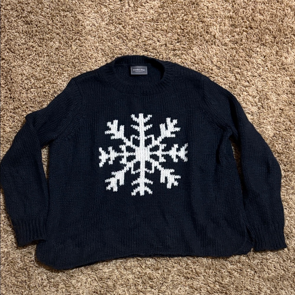 Wooden Ships Blue Crewneck Sweater with White Snowflake size XS